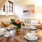 Haus Mittelstr Whg 3 Og Links