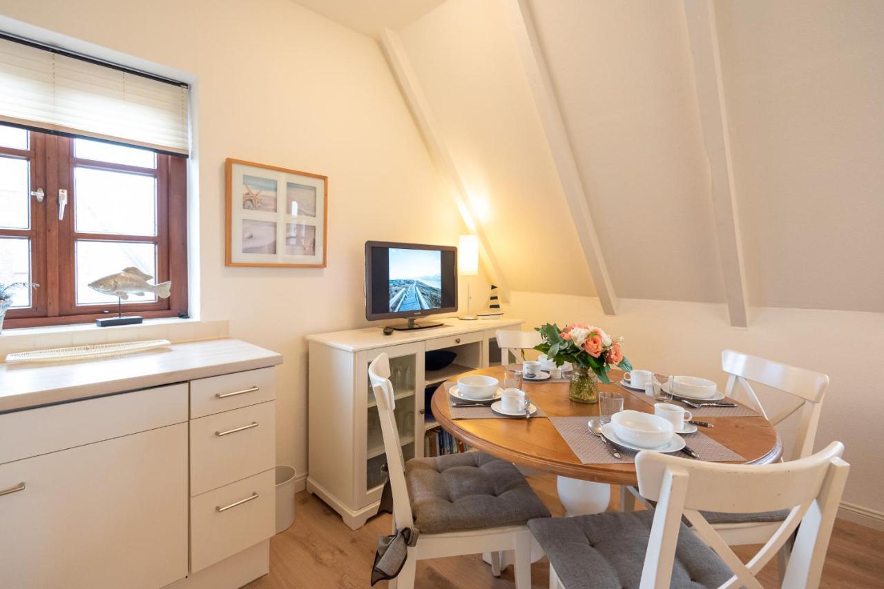 Haus Mittelstr Whg 3 Og Links *